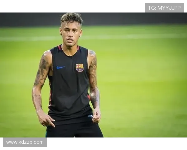 内马尔：足球场上的风云人物与时尚偶像的完美结合