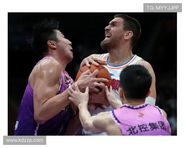 北京篮球队中路突破战术解析与球员表现深度剖析