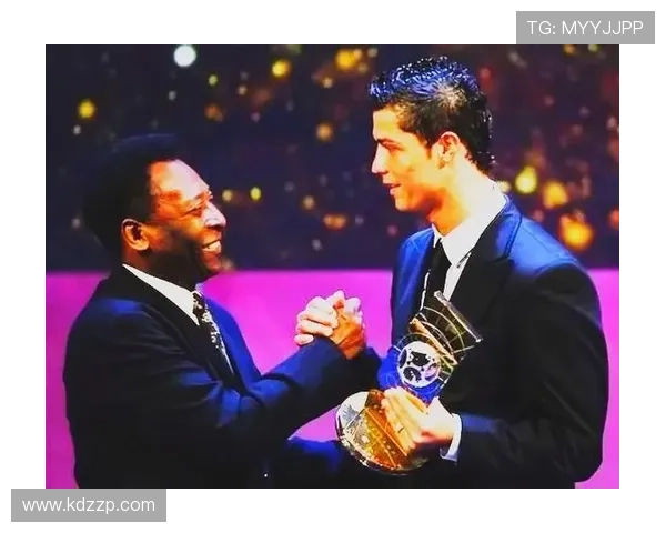 全球足球巨星同框合影展现足球魅力与团结精神的精彩瞬间